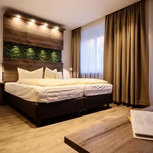 Alter Kranen Hotell Würzburg