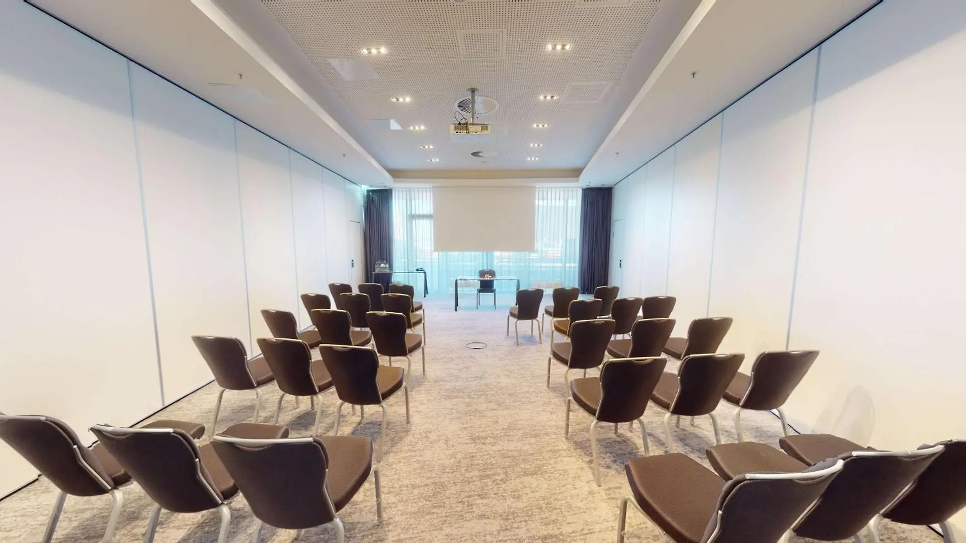 **** Hotel Radisson Blu Hotel, Hamburg Airport Germany