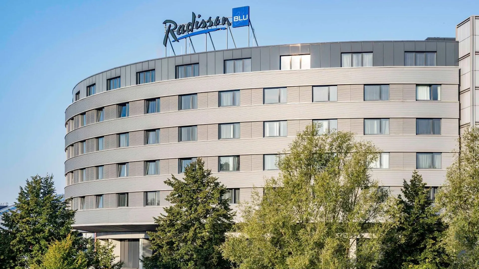 Radisson Blu Hotel, Hamburg Airport 4*,  Niemcy